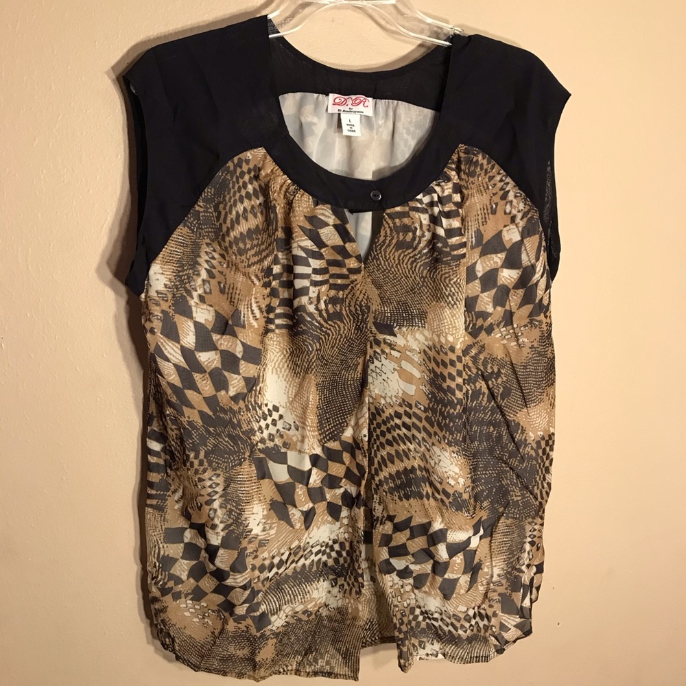 DR by D Rodrigues top sleeveless large lined